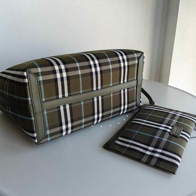 Burberry Replica Bags 80783781 51X18X29cm IQ