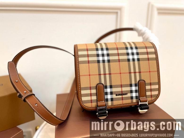 Burberry Replica Bags 22X19cm 061902 WP 2colour