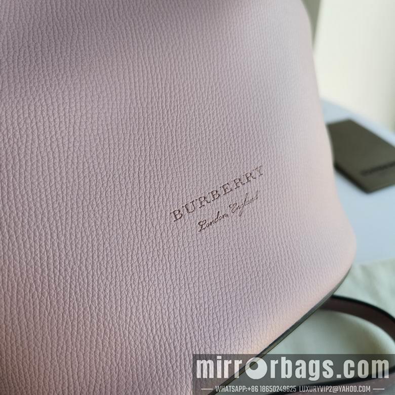 Burberry Replica Bags 1531 18.5X23X15cm XM 7