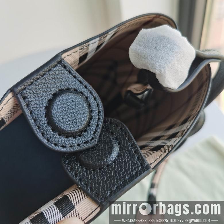 Burberry Replica Bags 1531 18.5X23X15cm XM 5
