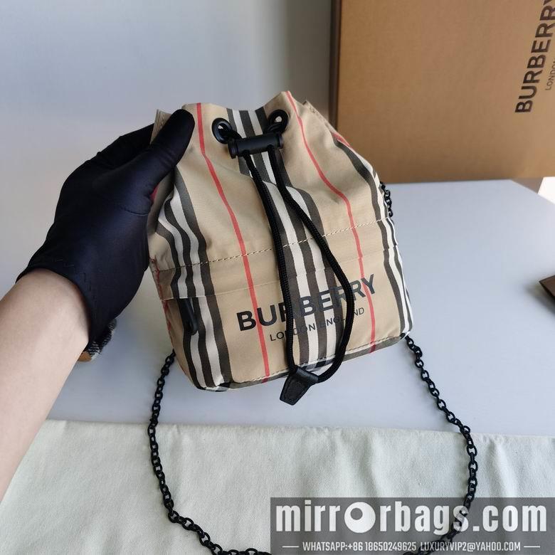 Burberry Replica Bags Burberry 16x20x10cm HQ 1