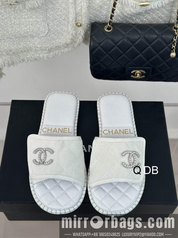 Chanel Replica Shoes sz35-40 4C DB0104
