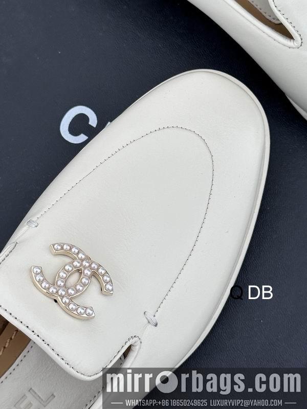 Chanel Replica Shoes sz35-40 2C DB0904