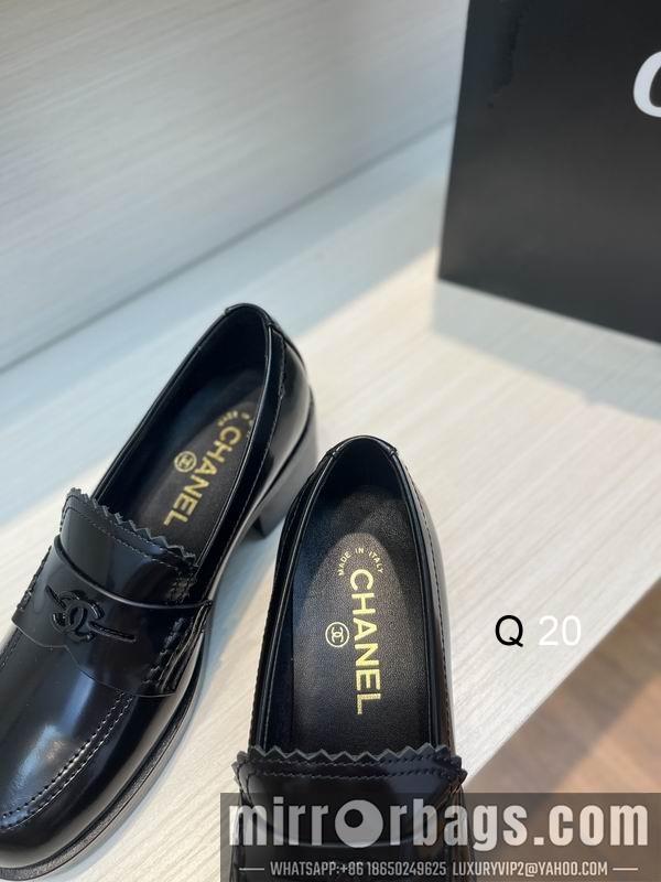 Chanel Replica Shoes sz35-40 4C XX0902