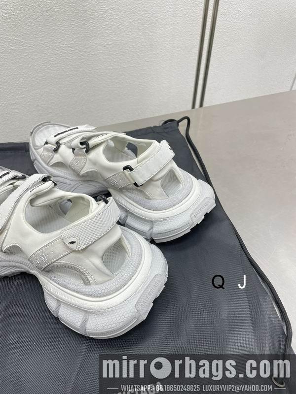 Replica Balenciaga Shoes sz35-40 XJ0605