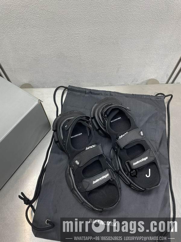 Replica Balenciaga Shoes sz35-40 XJ0605