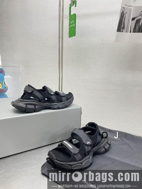 Replica Balenciaga Shoes sz35-40 XJ0605