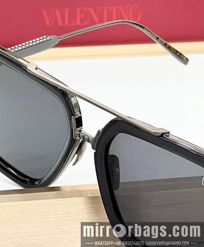 Replica Valentino Glasses 03smh16