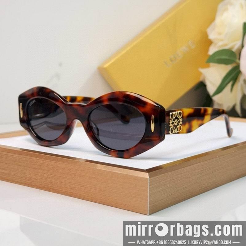 Replica loewe Glasses 03smh44