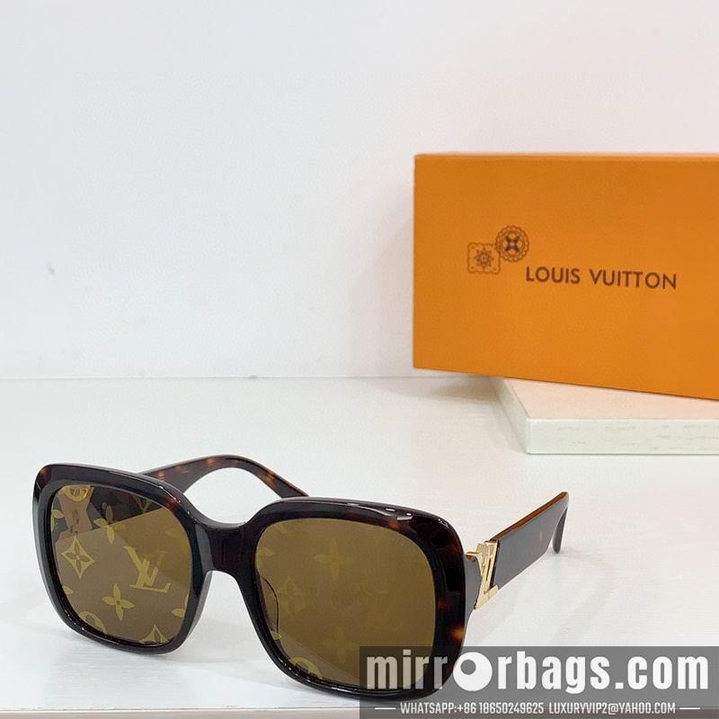 Replica LV Glasses smr53