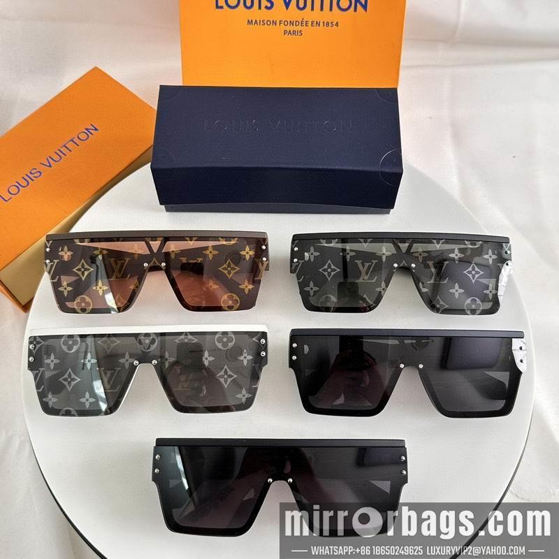 Replica LV Glasses smr149