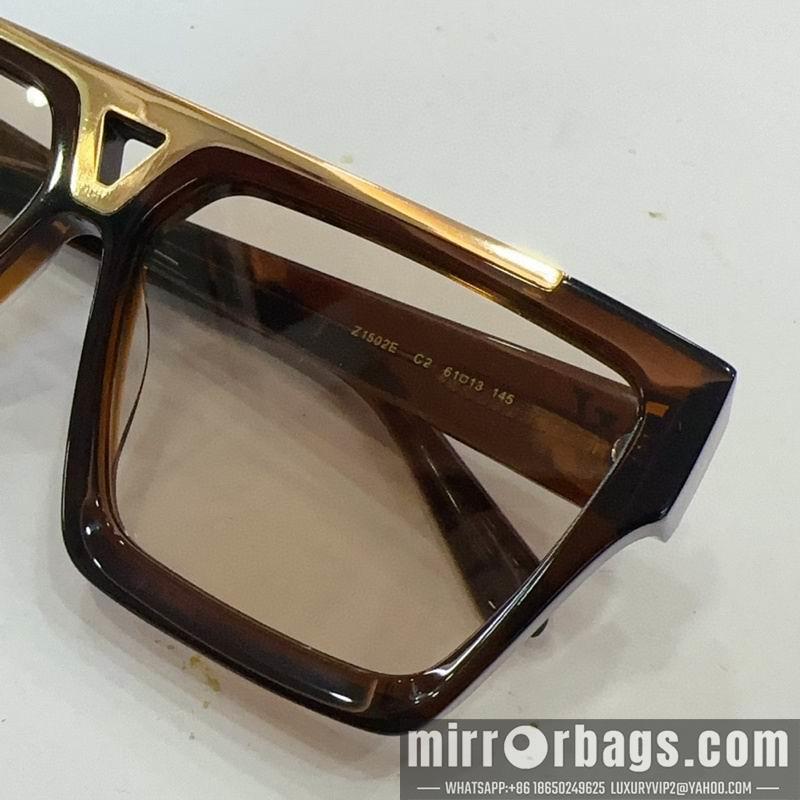 Replica LV Glasses smr120