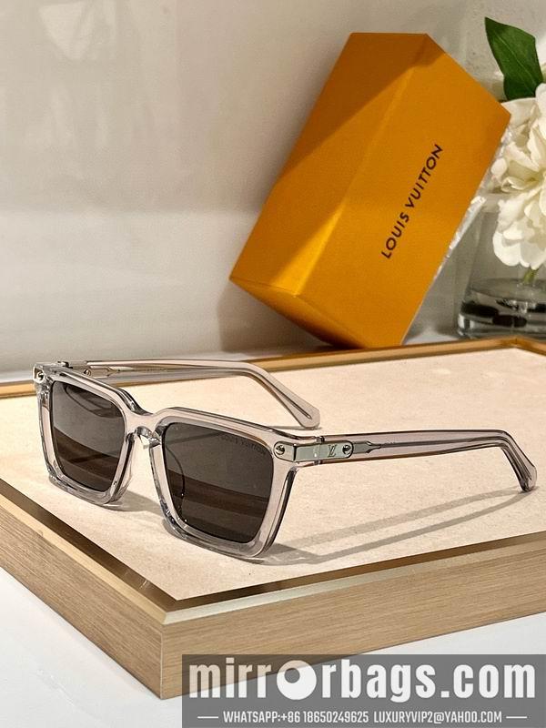 Replica LV Glasses smr49