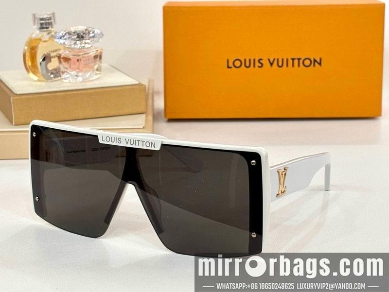 Replica LV Glasses smr59