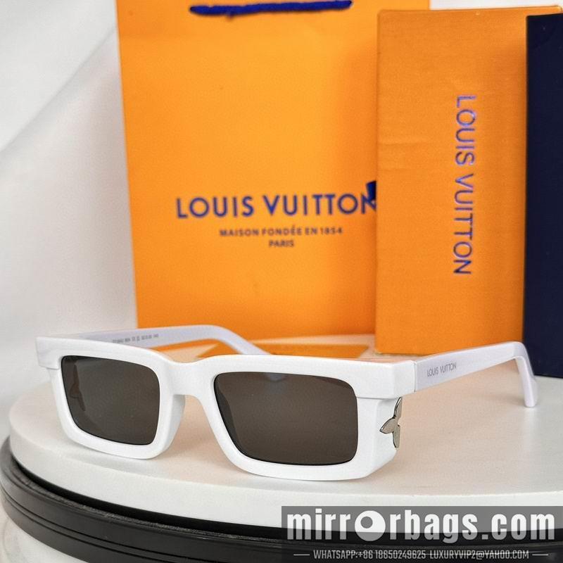 Replica LV Glasses smr134