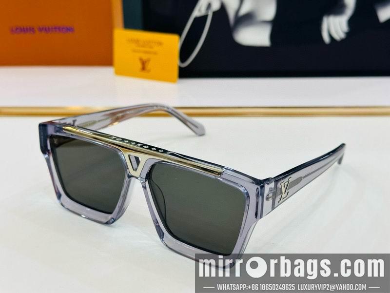 Replica LV Glasses smr77