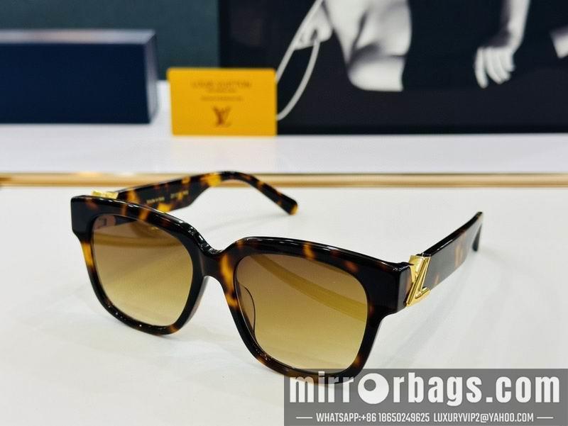 Replica LV Glasses smr105