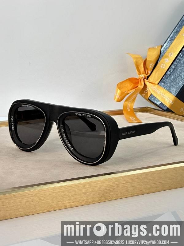 Replica LV Glasses smh49