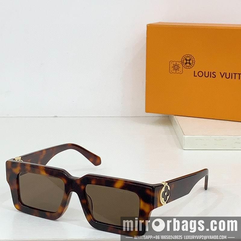 Replica LV Glasses smr48
