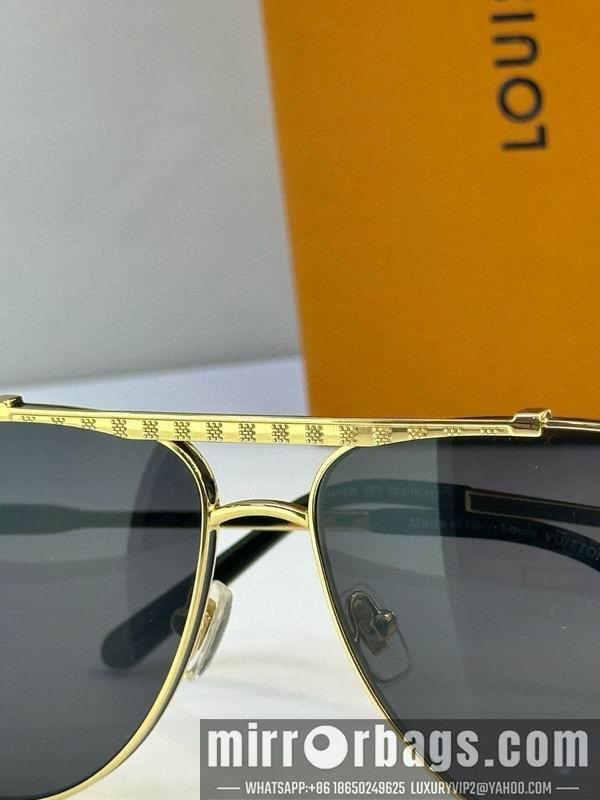 Replica LV Glasses smh10