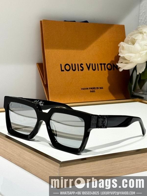 Replica LV Glasses smh171
