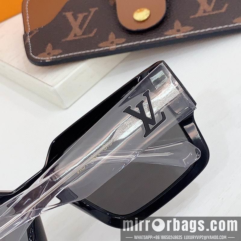 Replica LV Glasses smr74