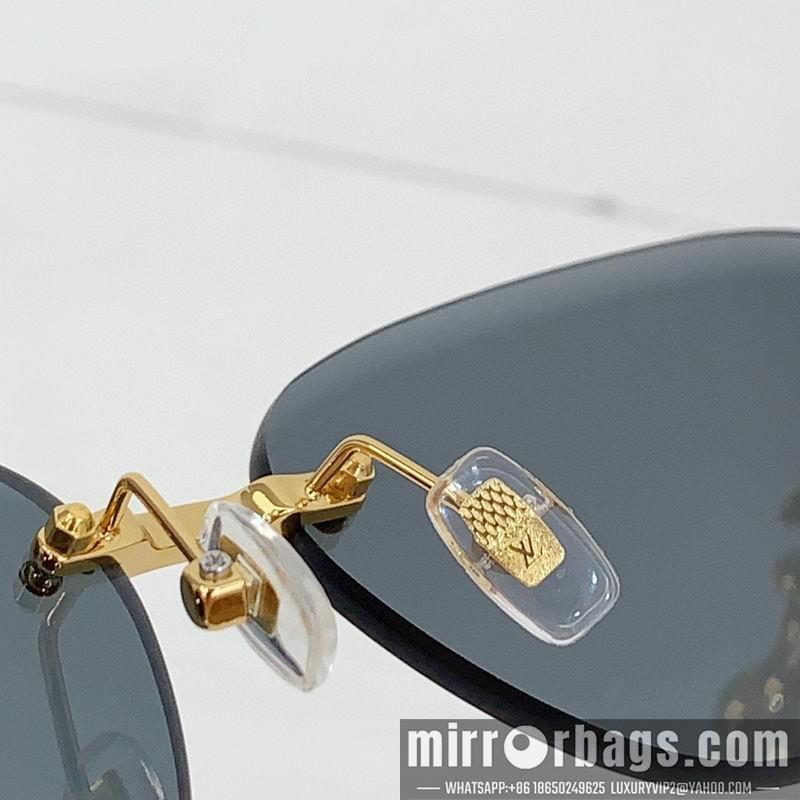 Replica LV Glasses smr56