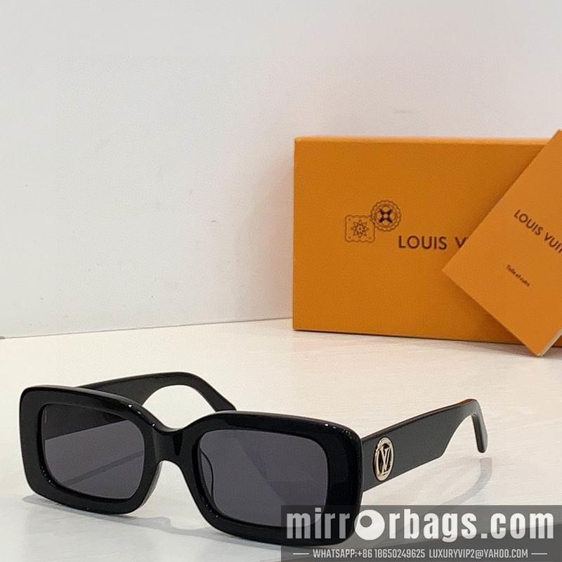 Replica LV Glasses smh07