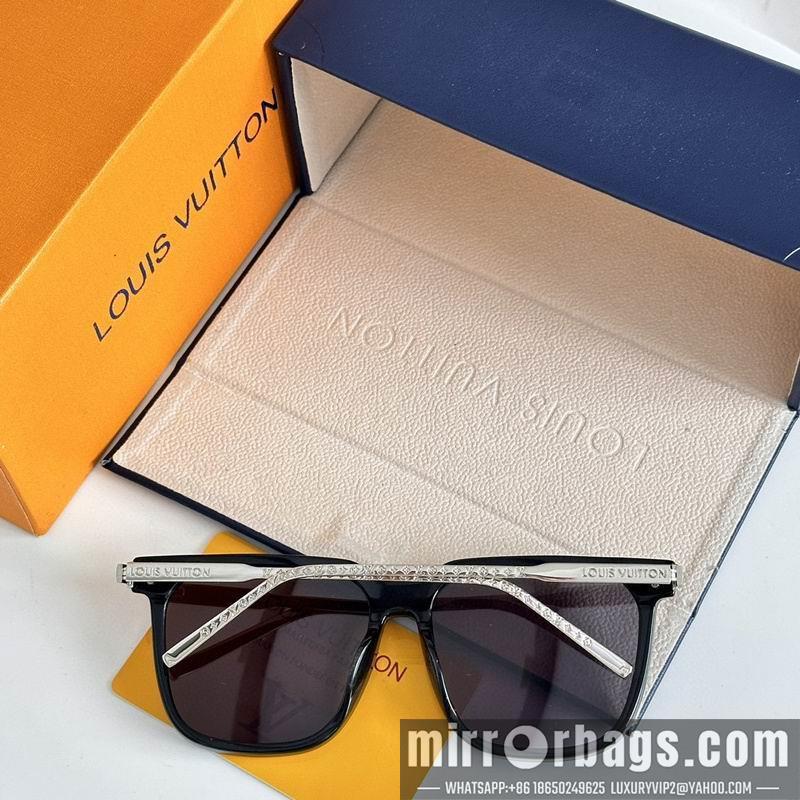 Replica LV Glasses smr148