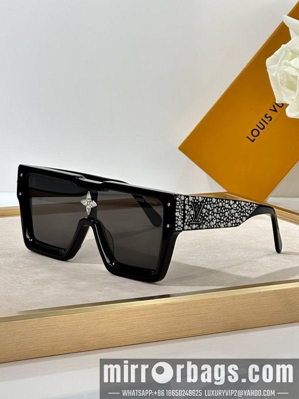 Replica LV Glasses smh20