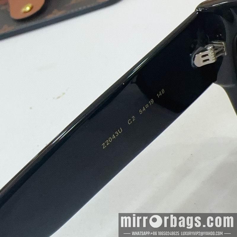 Replica LV Glasses smh211