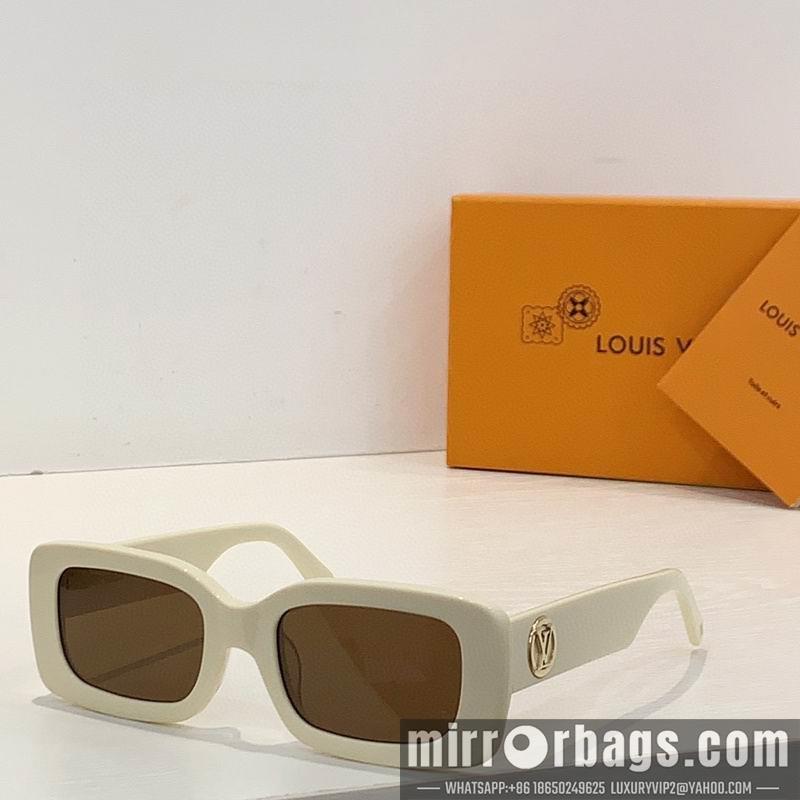 Replica LV Glasses smr83