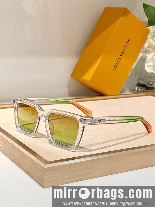 Replica LV Glasses smr49