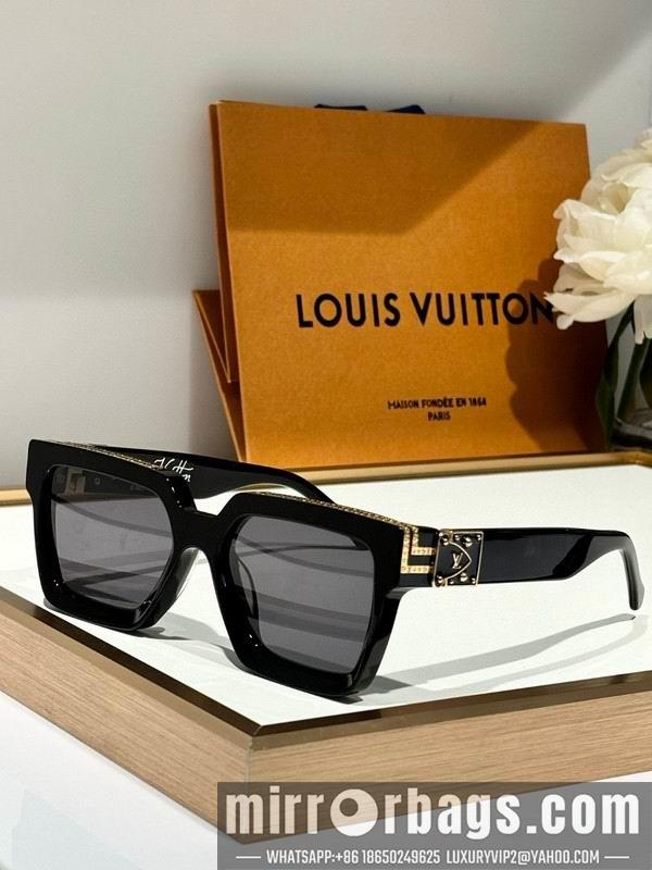 Replica LV Glasses smh170