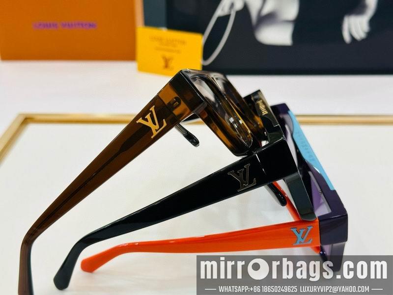 Replica LV Glasses smr77