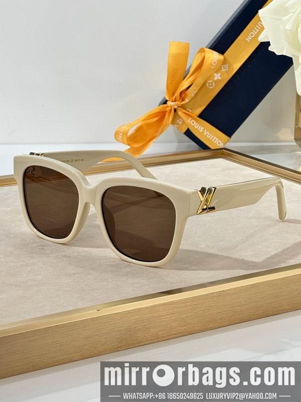 Replica LV Glasses smh57