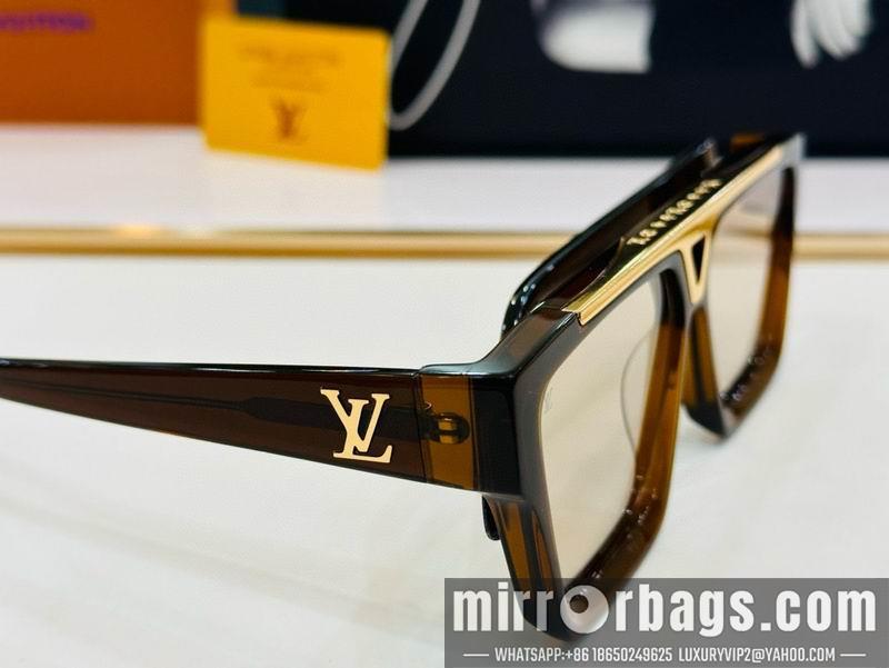 Replica LV Glasses smr77
