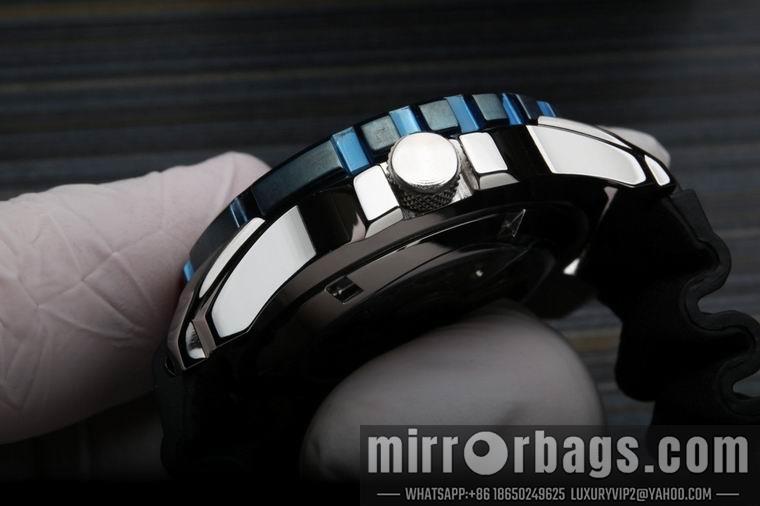 Replica Seiko men 43mm M03