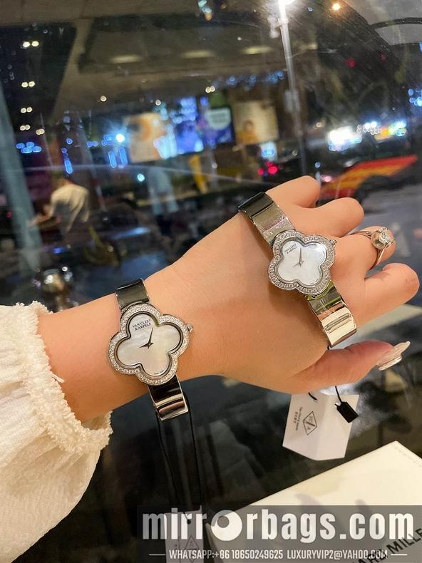 Replica Van Cleef & Arpels watch 090931