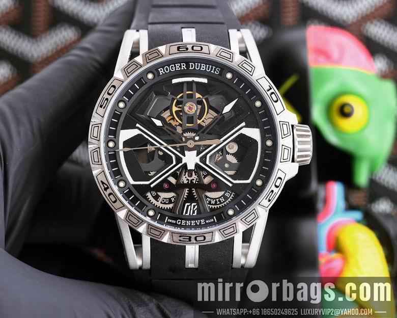Replica Roger Dubuis 46mm 6nbz32