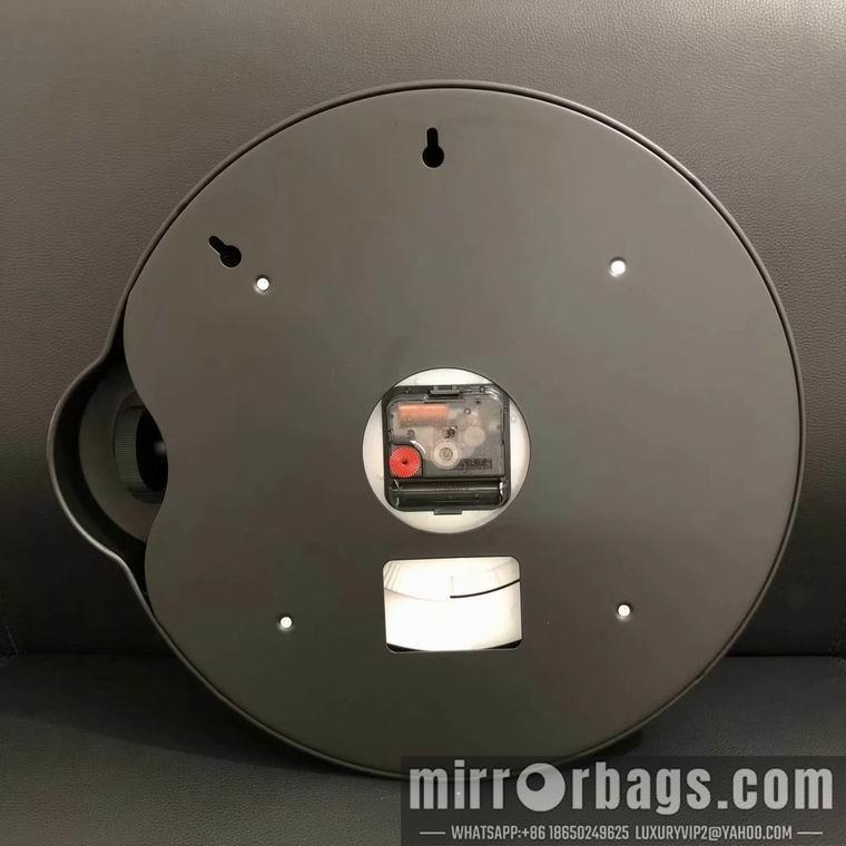 Replica Cartier clock 0403