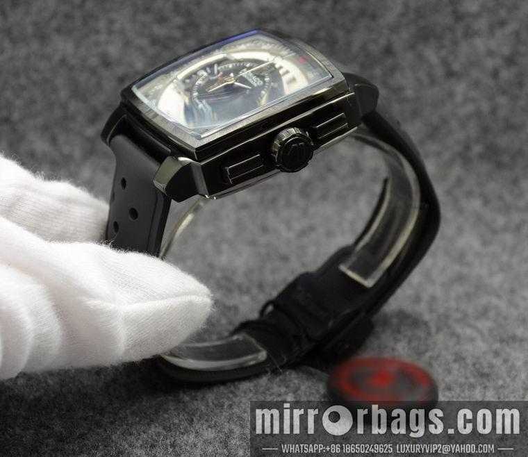 Replica Tag heuer men watch M07