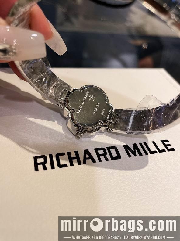 Replica Van Cleef & Arpels watch 090931