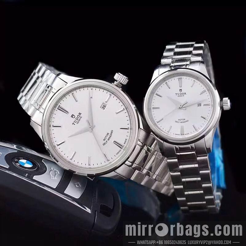 Replica Tudor watch 072438