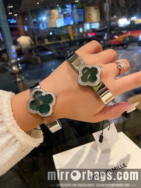 Replica Van Cleef & Arpels watch 090931