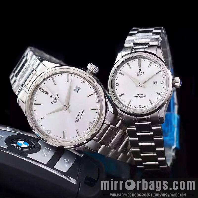 Replica Tudor watch 072438