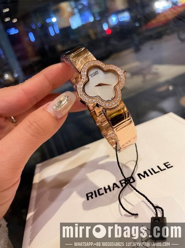 Replica Van Cleef & Arpels watch 090931
