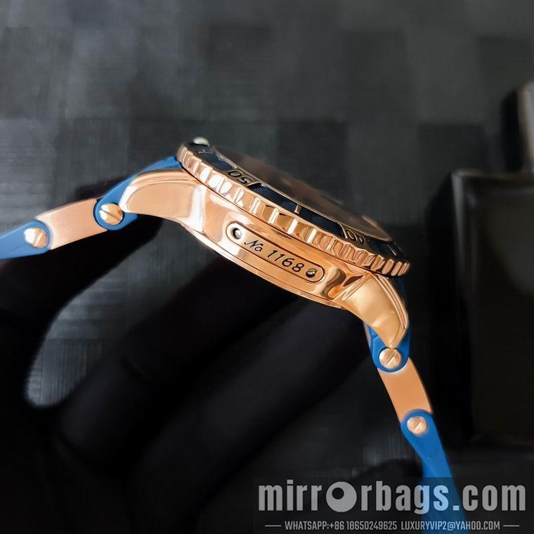 Replica Ulysse Nardin men 43mm M01