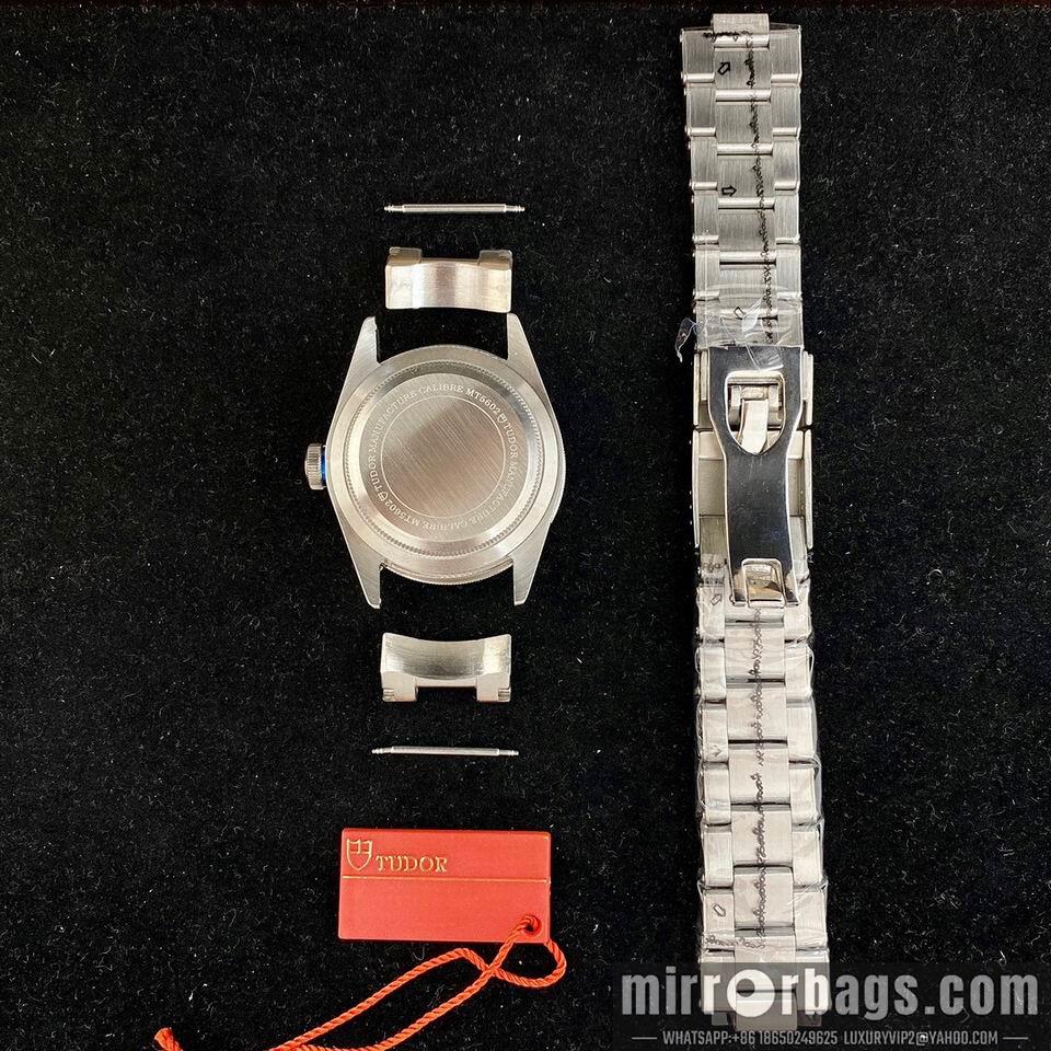 Replica Tudor watch 110801