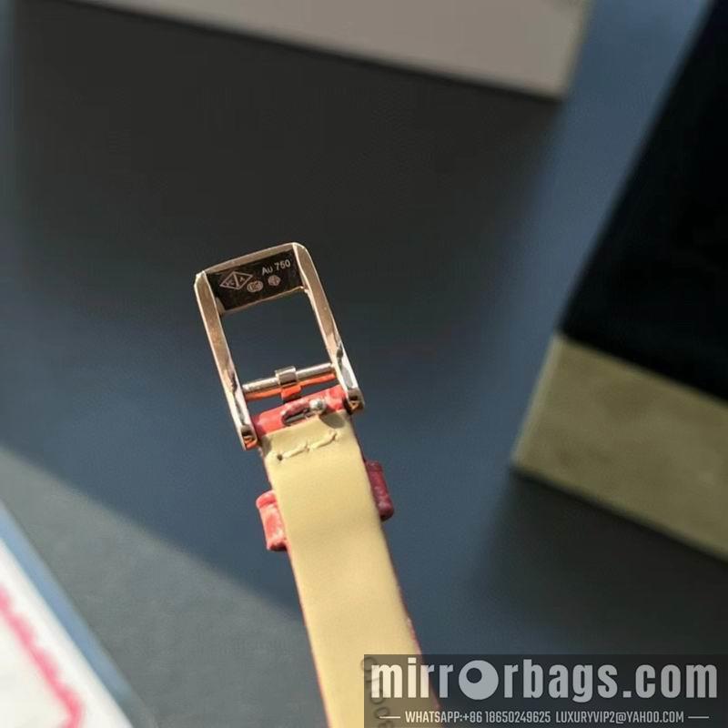 Replica Van Cleef & Arpels watch 022428